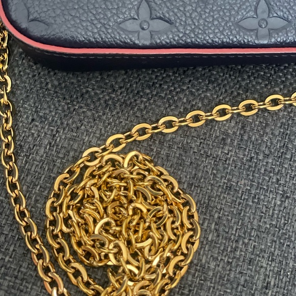Louis Vuitton Felicia Monogram Empreinte - Picture 6 of 9